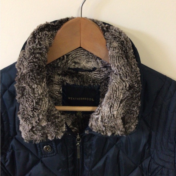 Weatherproof EUC blue/black poly fill long jacket, faux fur lining. - Picture 2 of 16